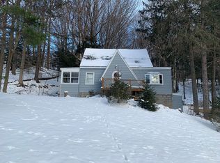 204 Windemere Rd, Syracuse, NY 13205