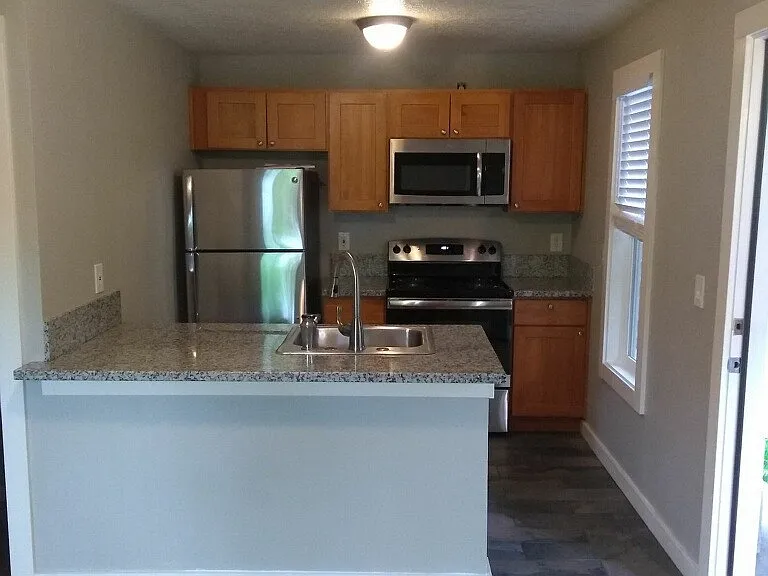 2819 NE Flanders St #3 — Photo 28