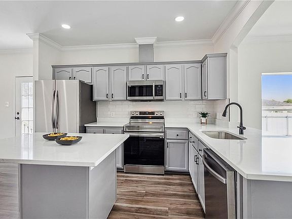 5th image of 3512 Chalona Dr