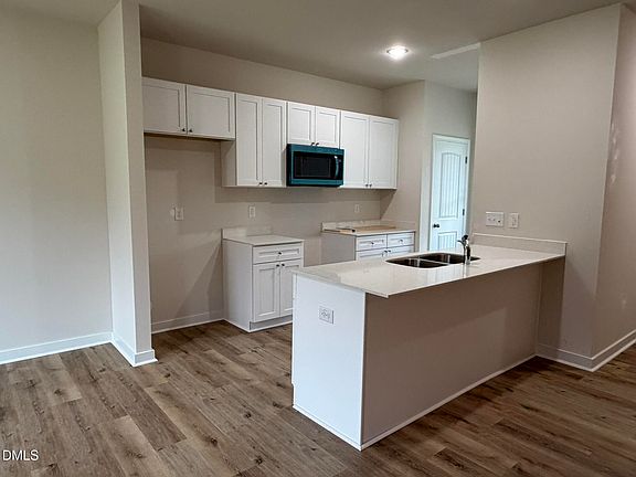 4th image of 228 Jacobs Ridge Dr