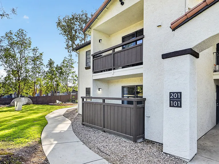 Barham Villas — Photo 49