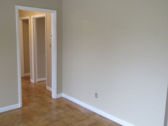 5th image of 3036 Chippewa Dr
