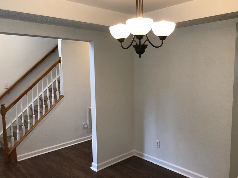9401 Fetlock Ct — Photo 5