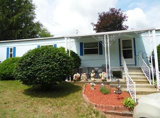 6 Sunshine Ter, North Grosvenordale, CT 06255