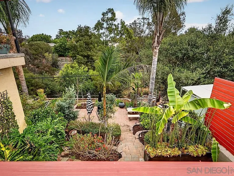5438 Gilbert Dr #C — Photo 26
