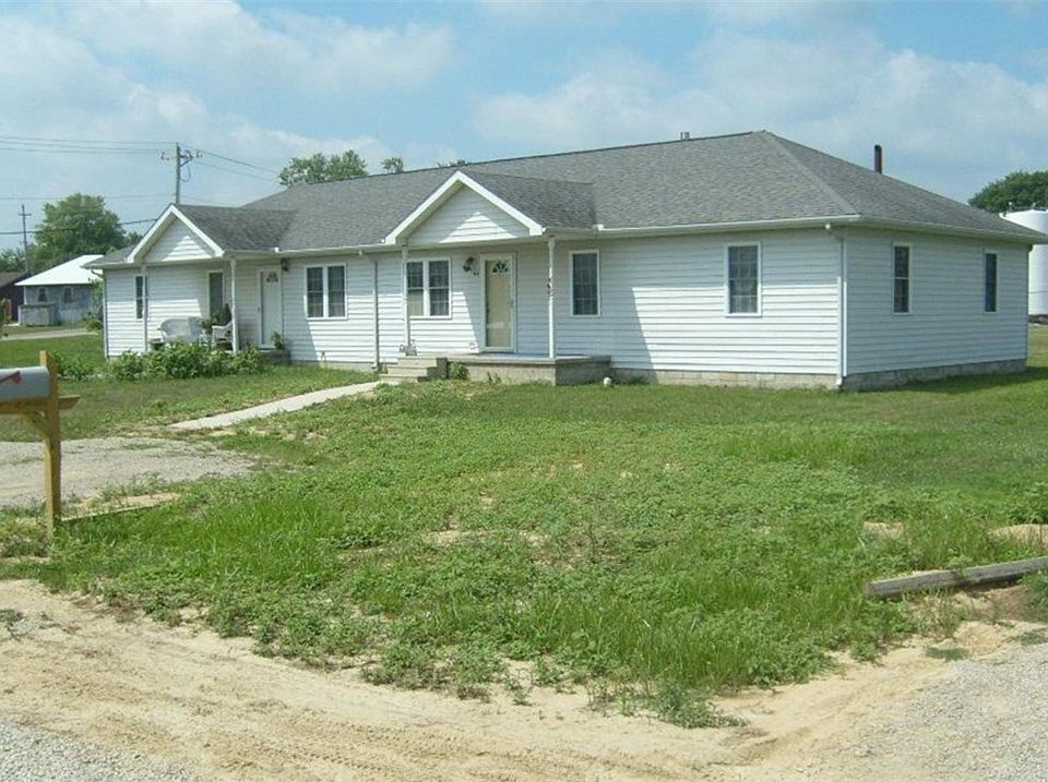 1st image of 114 Bowen Dr
