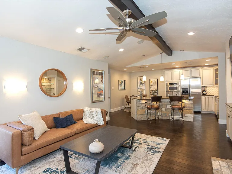 2410 Enfield Rd #10 — Photo 5