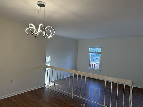 4th image of 19117 Cherry Bend Dr