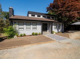25443 Bosonworth Ave, Maple Ridge, BC V2W1G9