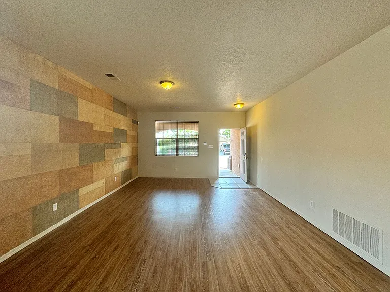 520 Rain Lily Rd SW — Photo 4