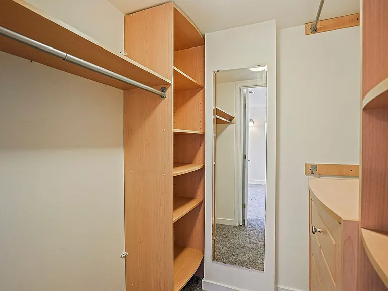 2501 K St NW #1B — Photo 18