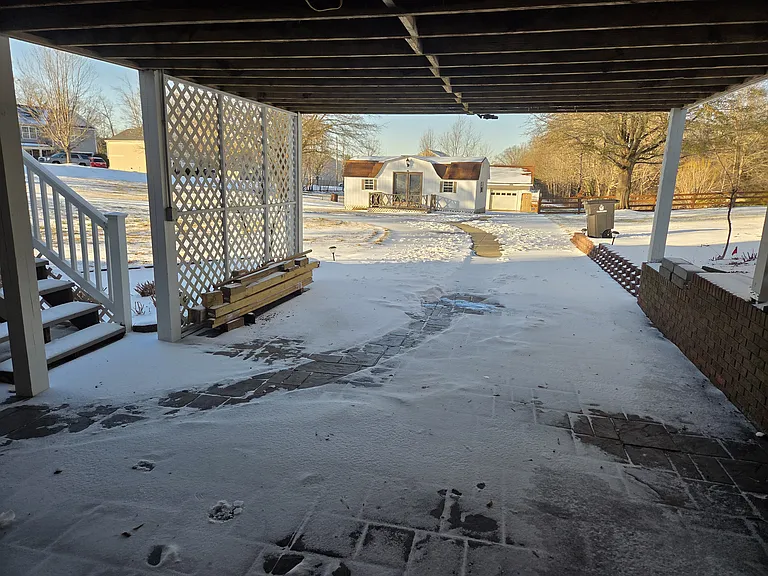 555 Barnes Rd #B — Photo 10