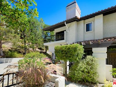 17220 Palisades Cir, Pacific Palisades, CA, 90272