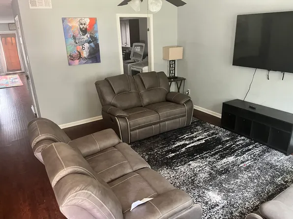 2118 Shiveley Cir, Houston, TX 77032