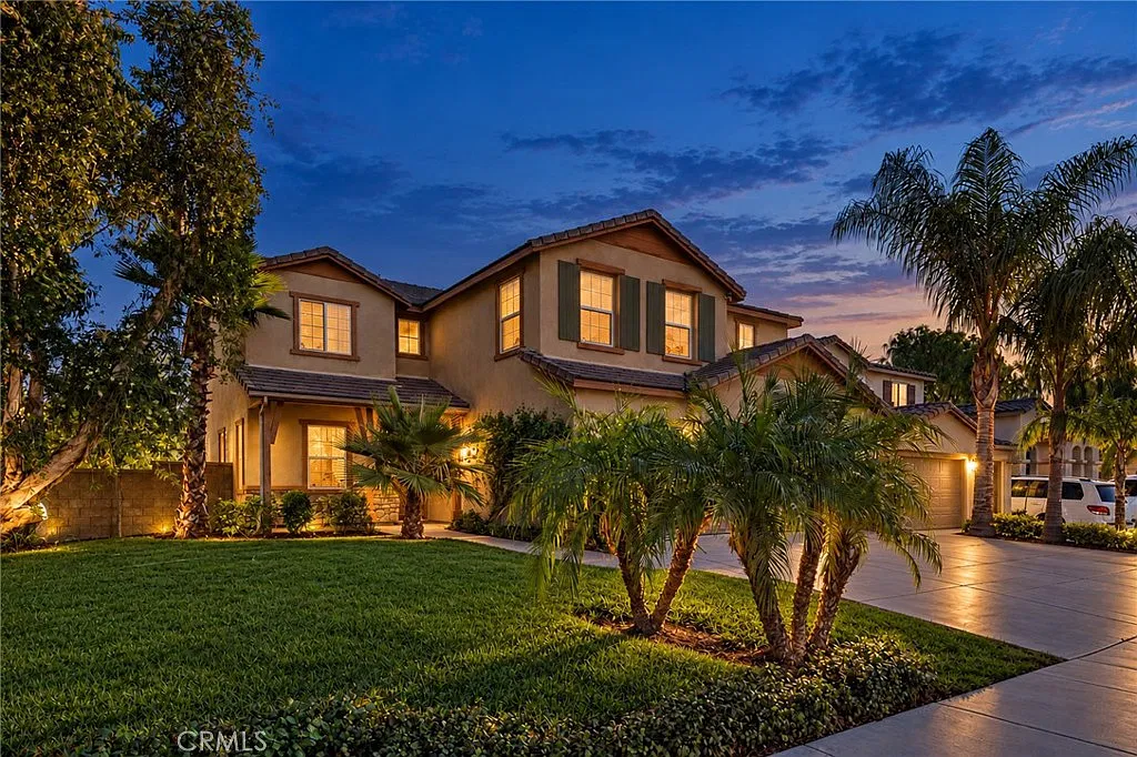 5 bed, 3.5 bath, 3165 sqft, $5,000 — Photo 4