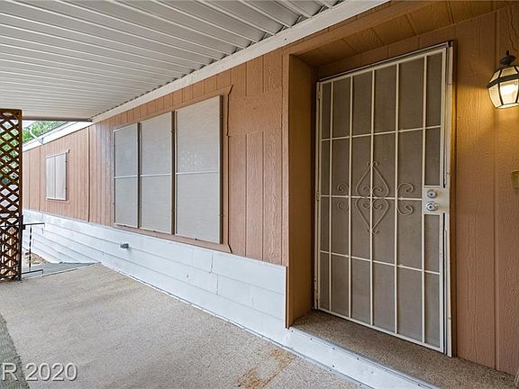 4th image of 3569 Estes Park Dr