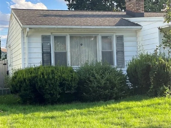 133 Royleston Rd, Rochester, NY 14609