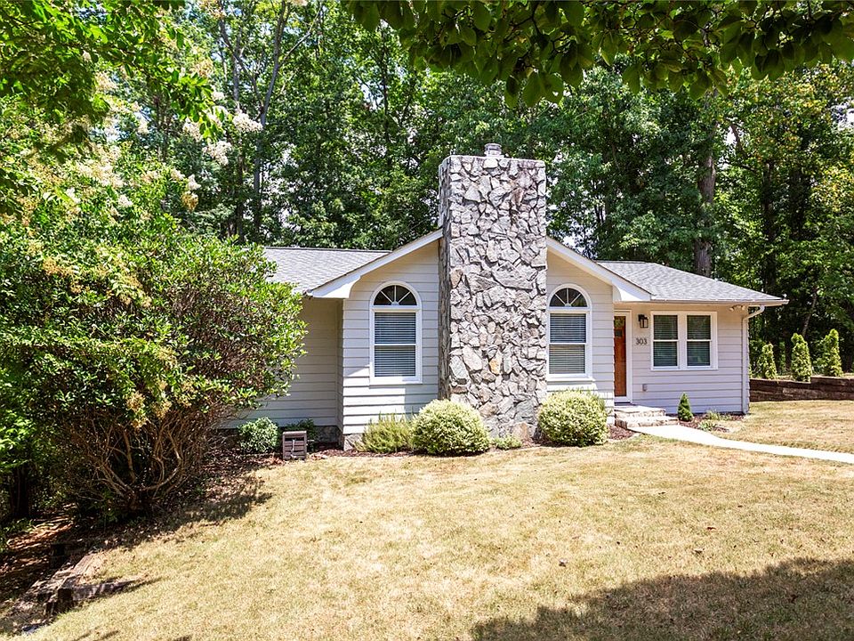 1st image of 303 Forest Cove Rd