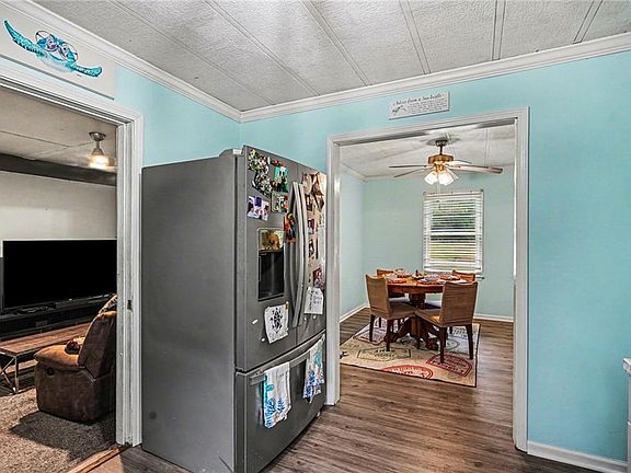 5th image of 684 Shiloh Rd