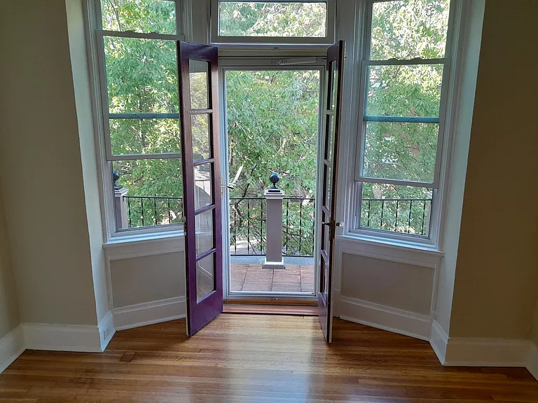 3642 Humphrey St — Photo 5