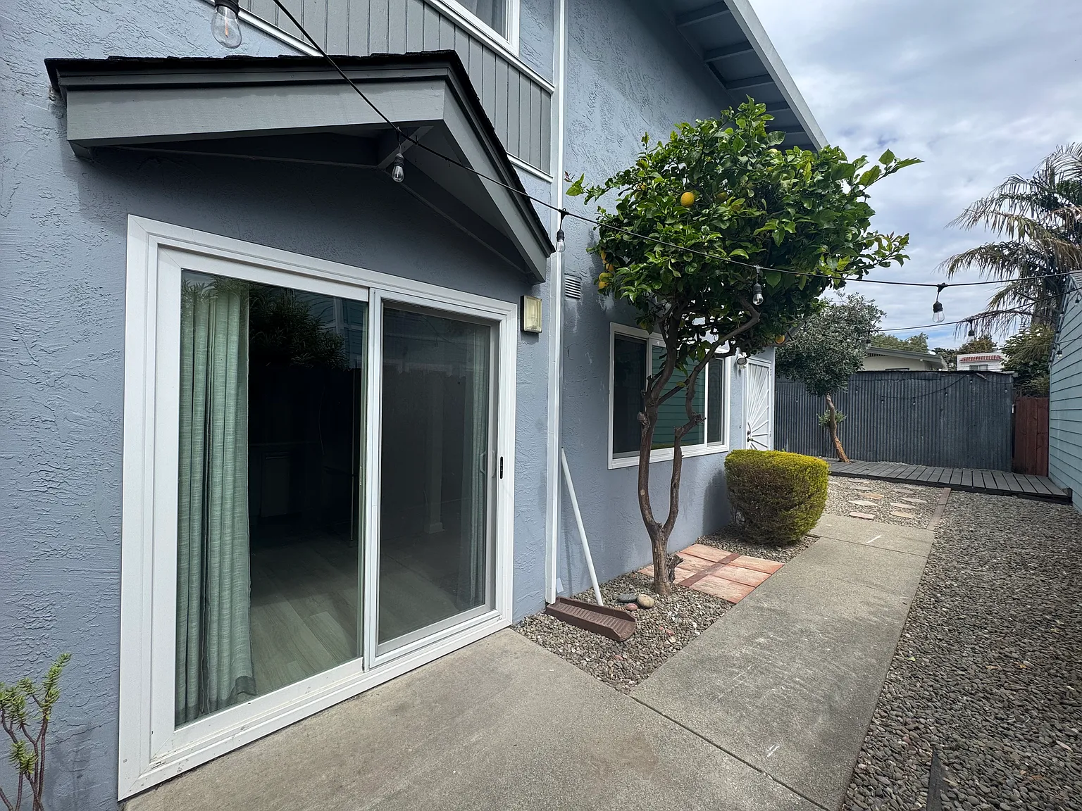2 bed, 1.5 bath, $3,650 — Photo 2