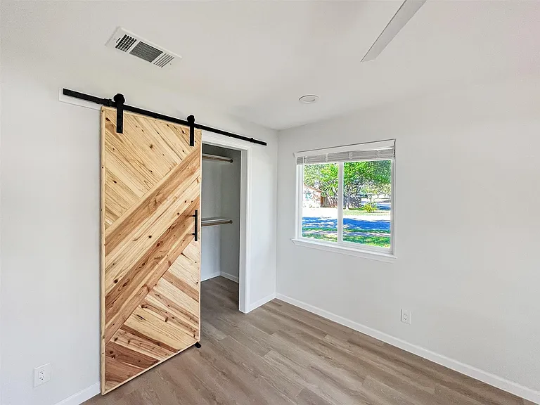 7736 Croftwood Dr — Photo 26