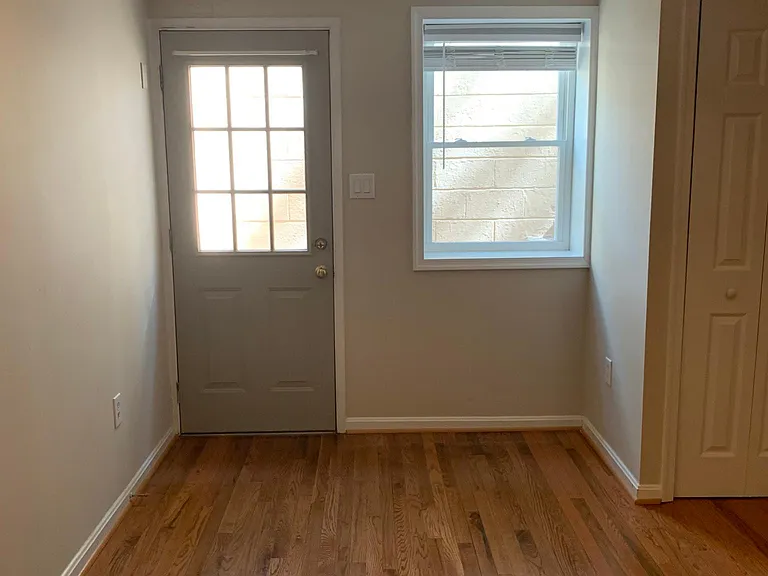 1917 Shiver Dr — Photo 5