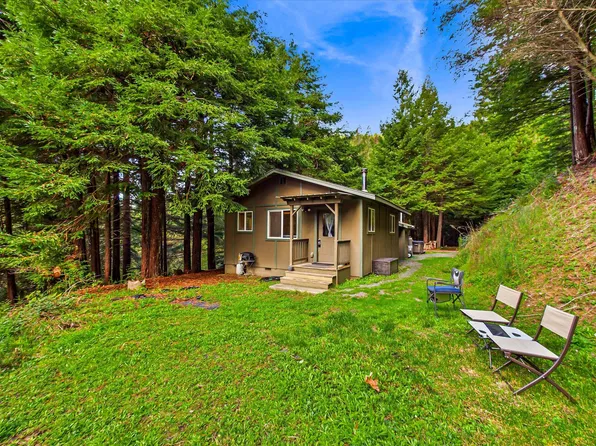 220 Madrone Rd, Weott, CA 95571