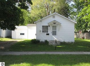 1107 N Lincoln Rd, Mount Pleasant, MI 48858