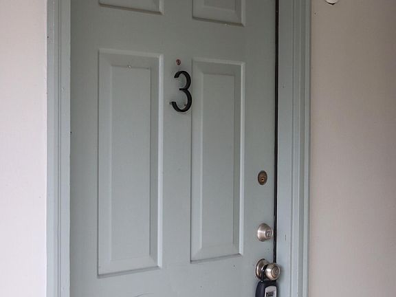 2nd image of 2322 Indian Dr #A-3