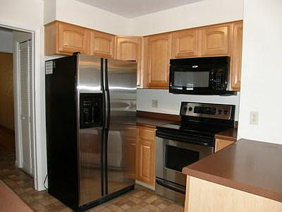 3rd image of 17713 Hartman St