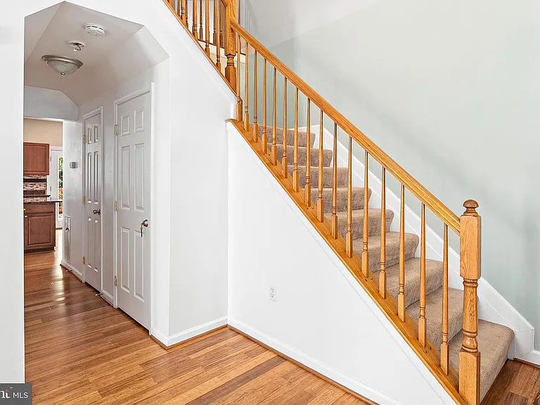 6193 Karas Walk — Photo 2