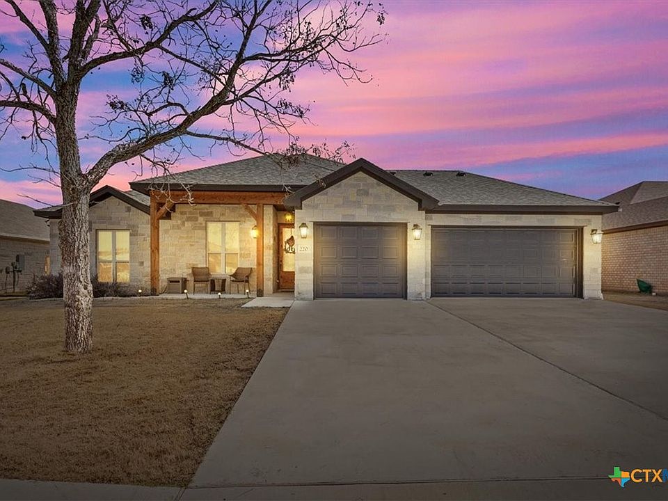 1st image of 220 Pecan Meadow Ln