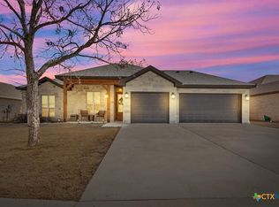220 Pecan Meadow Ln, Belton, TX 76513