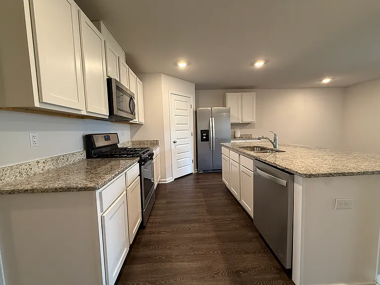 4611 Reveille Way — Photo 8