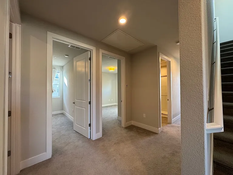 1684 Spring St — Photo 31