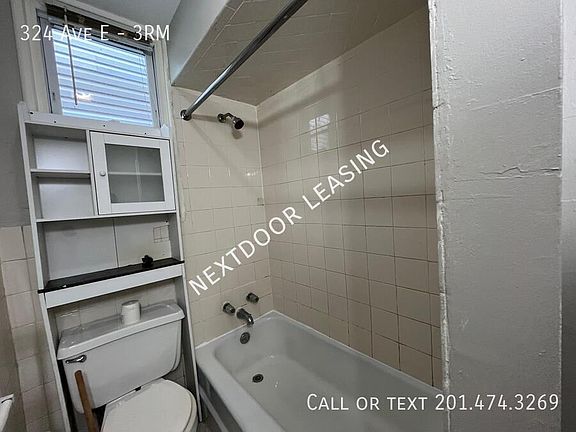 4th image of 324 Avenue E Floor 3