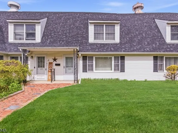121 W End Ave #2, Newton Town, NJ 07860