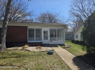 96 Edinburgh Ln #F, Lakewood, NJ 08701