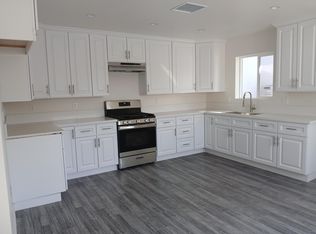 1243 Mott St #A, San Fernando, CA 91340