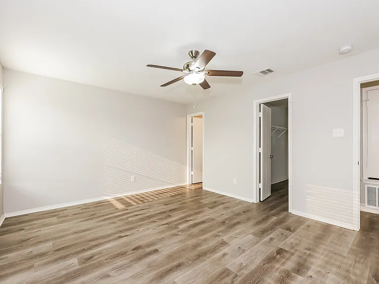 413 Dakota Ridge Dr — Photo 10