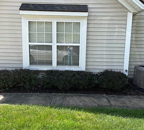2nd image of 302 Cutler Ln