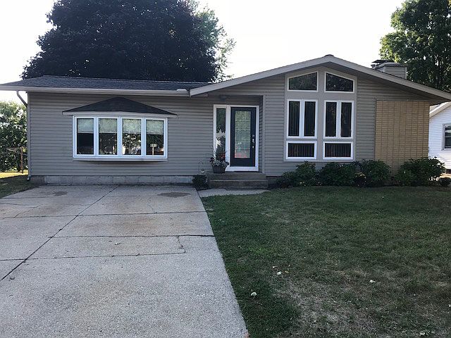 1st image of 605 N Lavinia St