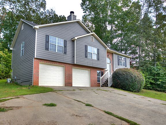 3rd image of 14 Etowah Ln SW