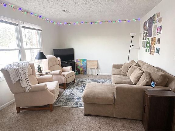 2nd image of 148 Clover Valley Cir