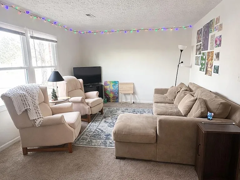 148 Clover Valley Cir — Photo 2