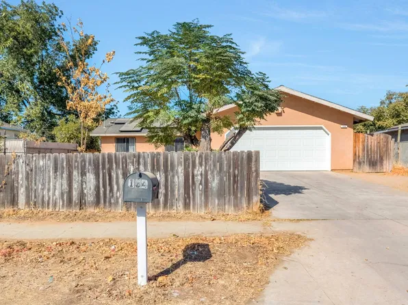 134 W Lorena Ave, Fresno, CA 93706