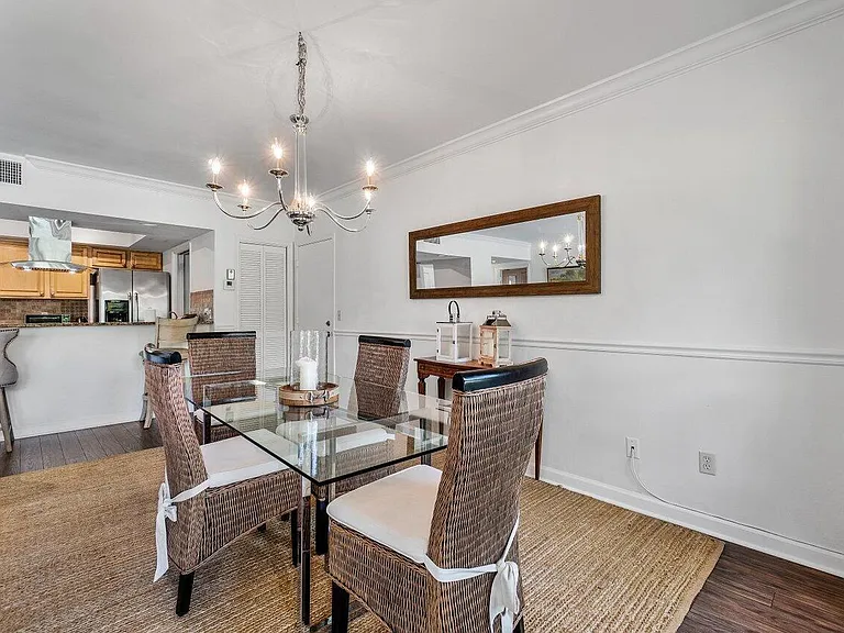 11863 Wimbledon Cir #433 — Photo 11