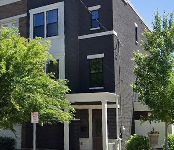 3116 Woodburn Ave — Photo 1