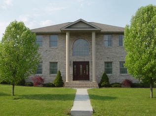 1013 Pansy Ln, Louisa, KY 41230